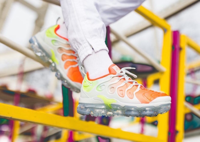 Nike Air VaporMax TN Plus Оранжевые с салатовым Nike Air VaporMax TN Plus Оранжевые с салатовым