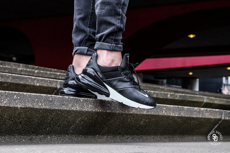 Nike Air Max 270 Premium