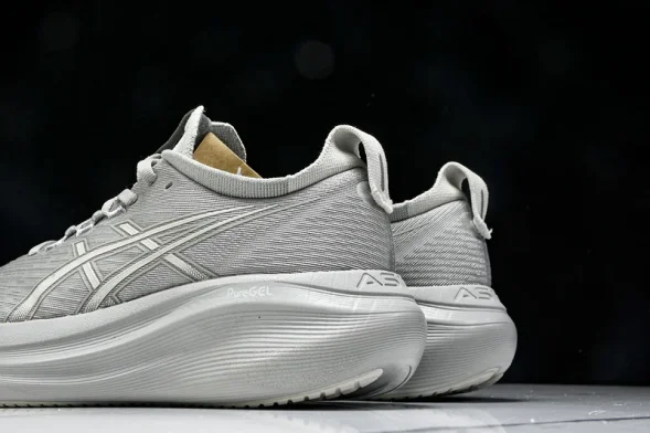 Asics Gel-Nimbus 27 1011B958-020 