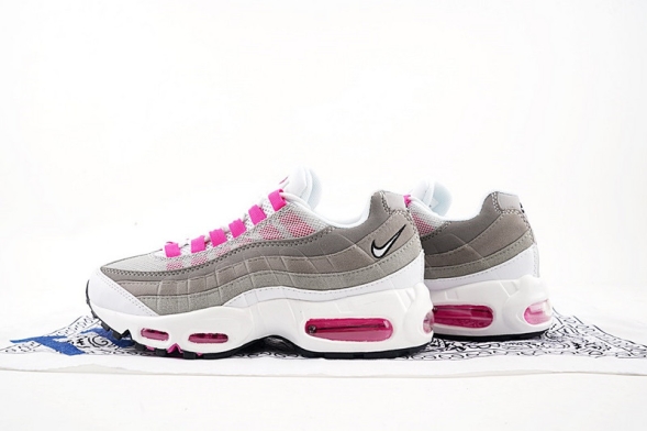 Nike WMNS Air Max 95 Essential 307960-001 