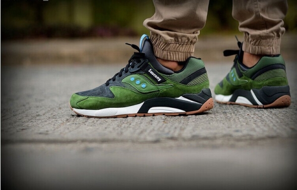 Saucony Grid 9000 