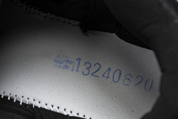 Asics Nova Surge 3 1061A048-001 