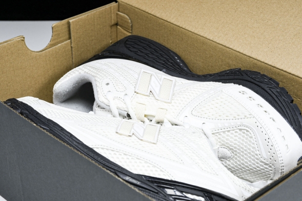 New Balance 1906 M1906RCO  