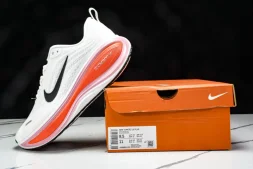 Nike Air ZoomX Vomero 18 Plus HM6805 120 