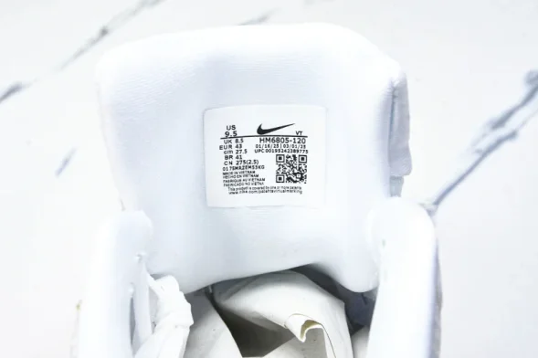 Nike Air ZoomX Vomero 18 Plus HM6805 120  