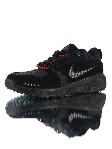 Nike ACG Mountain Dog AQ0916-002  