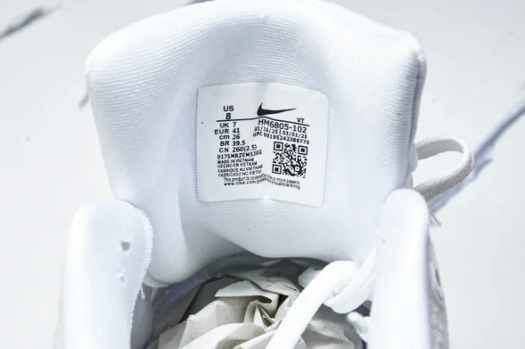Nike Air ZoomX Vomero 18 Plus HM6805 102 