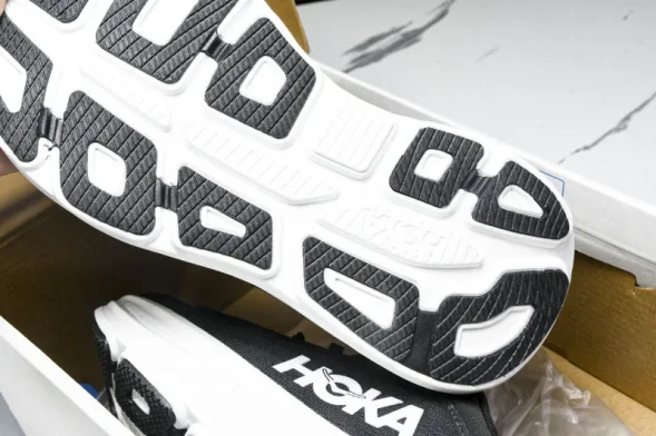 HOKA Bondi 9 1162012 BWHT 