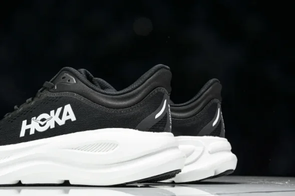 HOKA Bondi 9 1162012 BWHT 