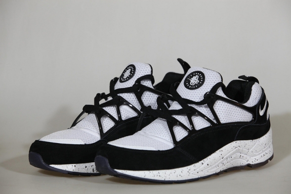Nike Air Huarache Light  Atomic Mango  