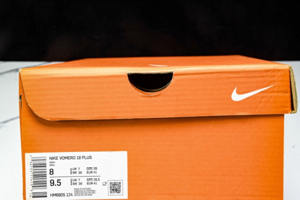 Nike Air ZoomX Vomero 18 Plus HM6805 124 