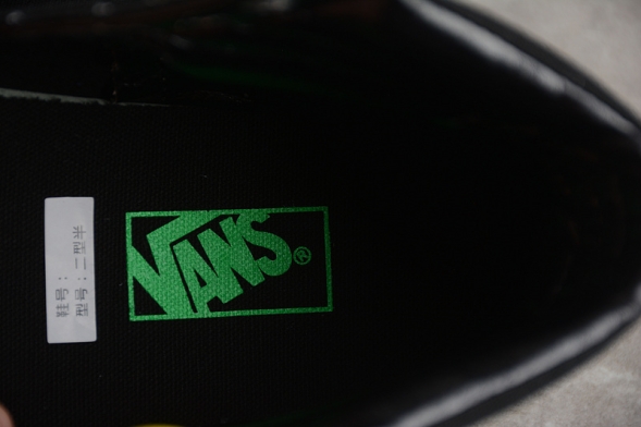 Vans SK8-Hi VN0A7Q5N10J 