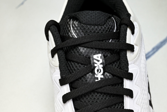 HOKA Bondi 9 1162011 WBLC  