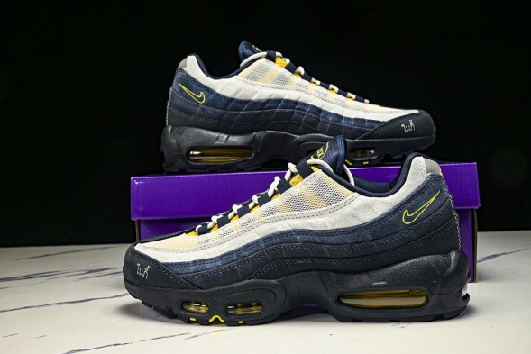 Nike Air Max 95 x Eric Koston HQ8492-400  