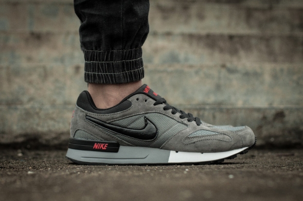 Nike air pegasus 705172-414 