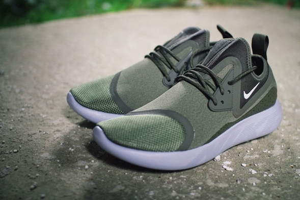 Nike LunarCharge Premium LE “Olive” 923619-400 