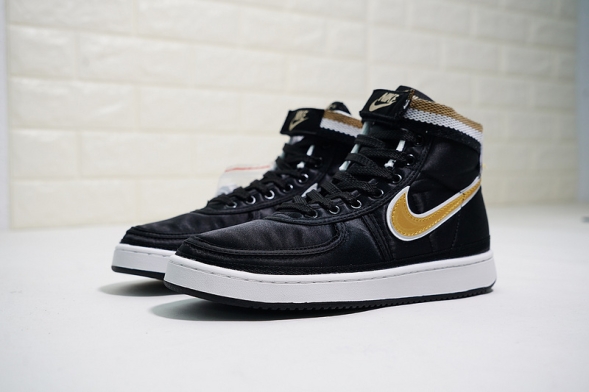 Nike Vandal High Canvas AH8652-002 
