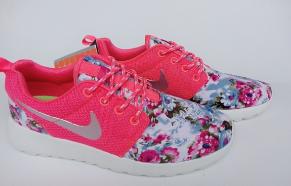 Nike Roshe Run Customs  Flower  