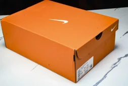 Nike Air ZoomX Vomero 18 Plus HM6805 113