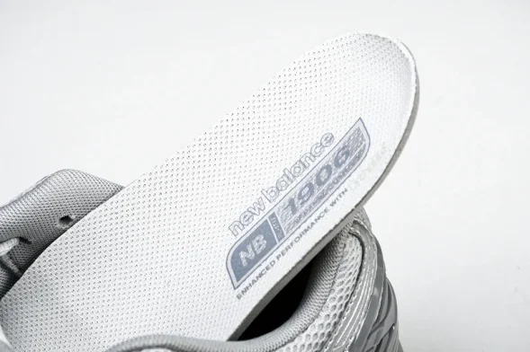 New Balance 1906 M1906AG  