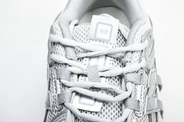 New Balance 1906 M1906AG  