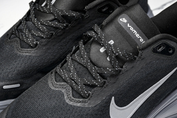 Nike Air ZoomX Vomero 18 Plus HM6805 