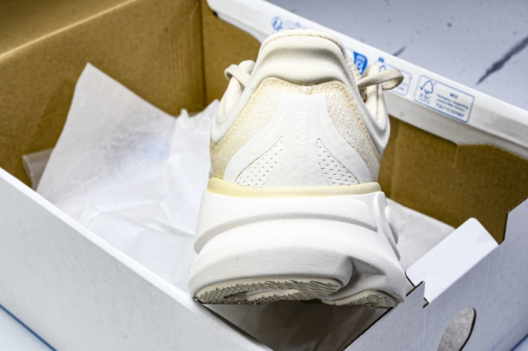 HOKA Bondi 9 1162011 OLTM 