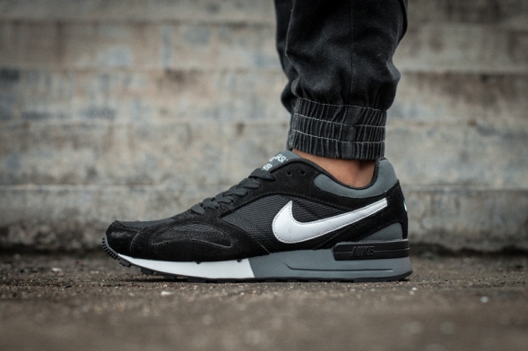 Nike air pegasus 705172-001 