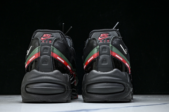 Nike Air Max 95 x Undefeated IB4453-001 