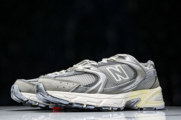 New Balance 530 MR530TG 