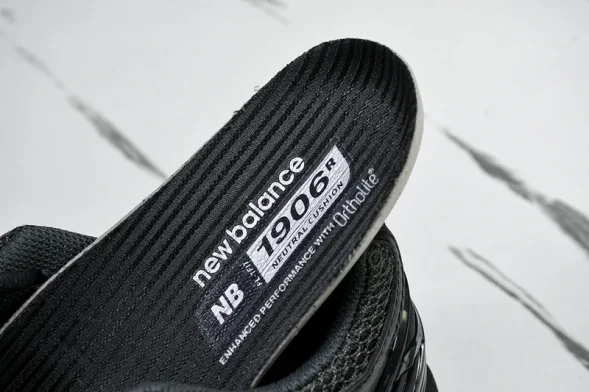 New Balance 1906 M1906RJB 