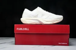New Balance FuelCell Rebel V4 WFCXLJ4