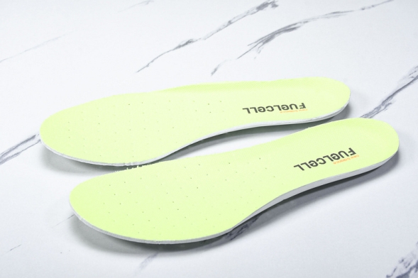 New Balance FuelCell Rebel V4 WFCXLJ4 