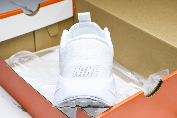 Nike Motiva DV1238-106 