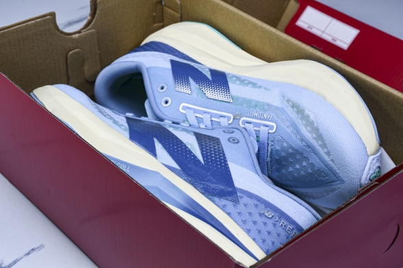 New Balance FuelCell Rebel V4 WFCXCH4 