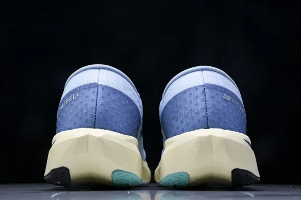 New Balance FuelCell Rebel V4 WFCXCH4 