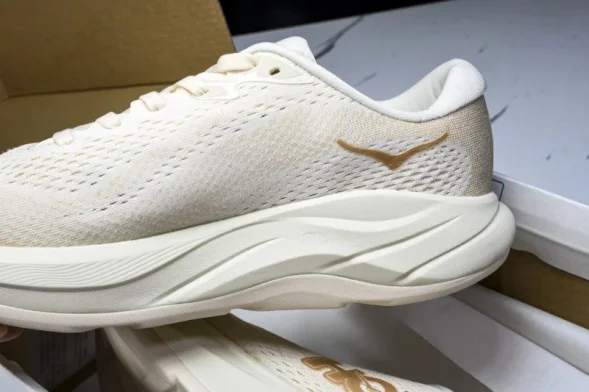 Hoka Rincon 4 1155131 VCH 