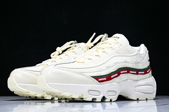 Nike Air Max 95 x Undefeated IB4453-100 