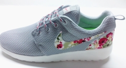 Nike Roshe Run Customs  Flower