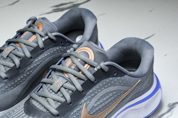 Nike Journey Run FJ7765-004 