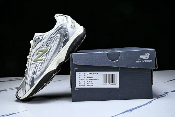 New Balance 204 U204LSWB 