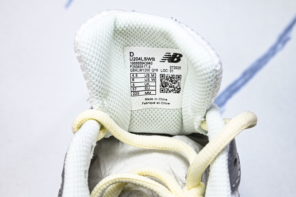 New Balance 204 U204LSWB 