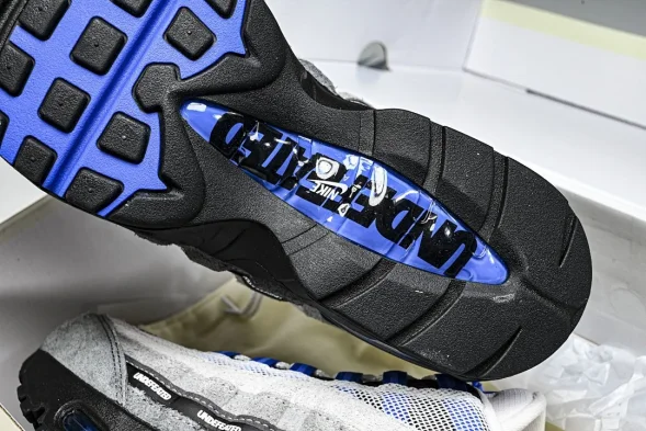 Nike Air Max 95 x Undefeated IB4523-001 