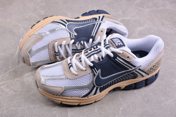 Nike Zoom Vomero 5 SP HF4259-100 