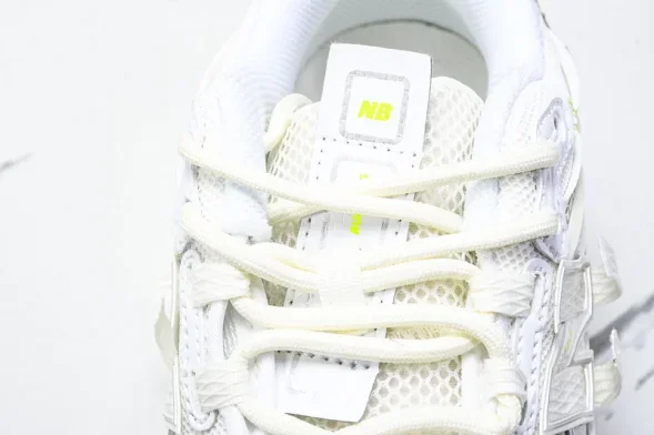 New Balance 1906 U1906AE 