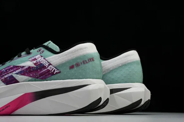 New Balance FuelCell Rebel V4 MRCELLJ4 