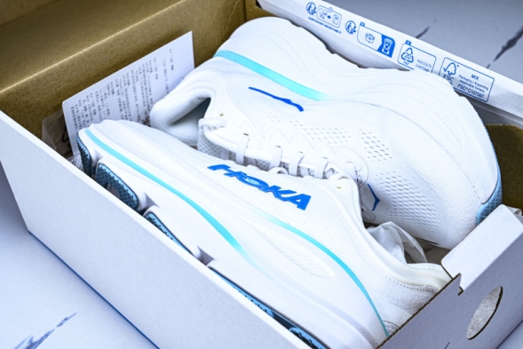 HOKA Bondi 9 1162011 WKB 