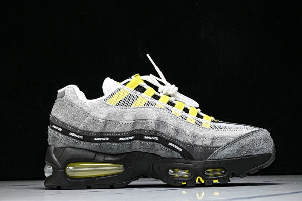 Nike Air Max 95 x Undefeated IB4523-002 