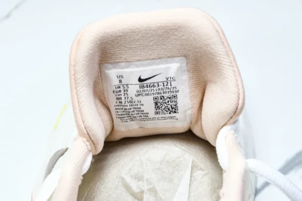 Nike Journey Run IB4663-121 