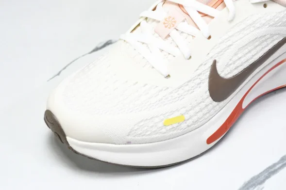 Nike Journey Run IB4663-121 